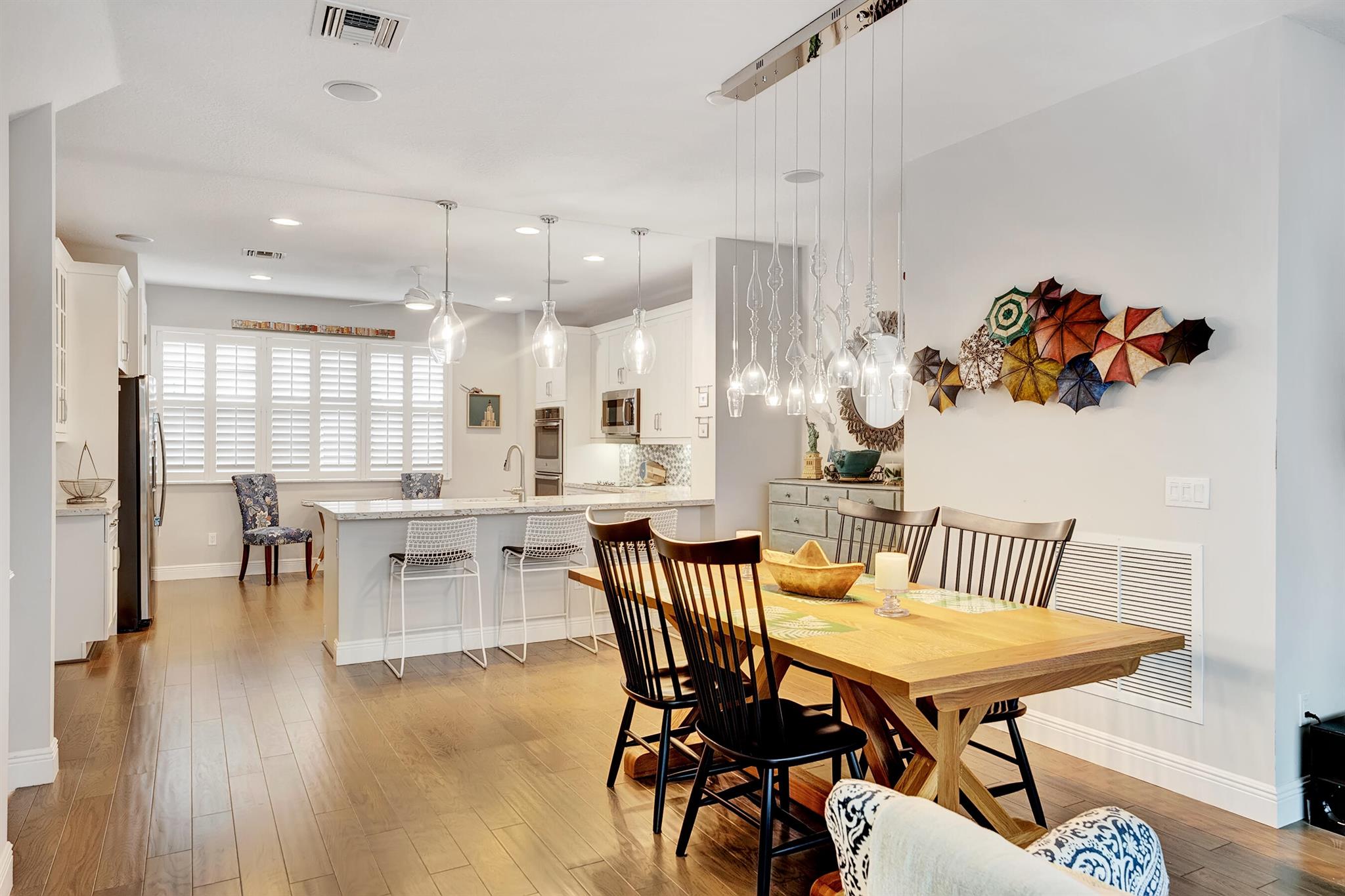 613 Windward Circle S