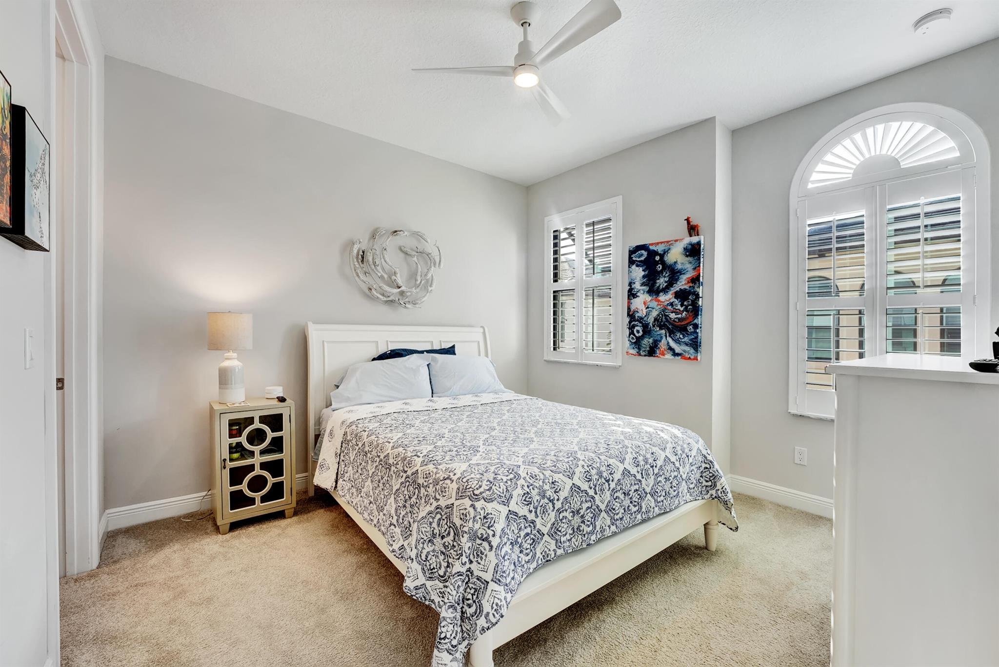 613 Windward Circle S