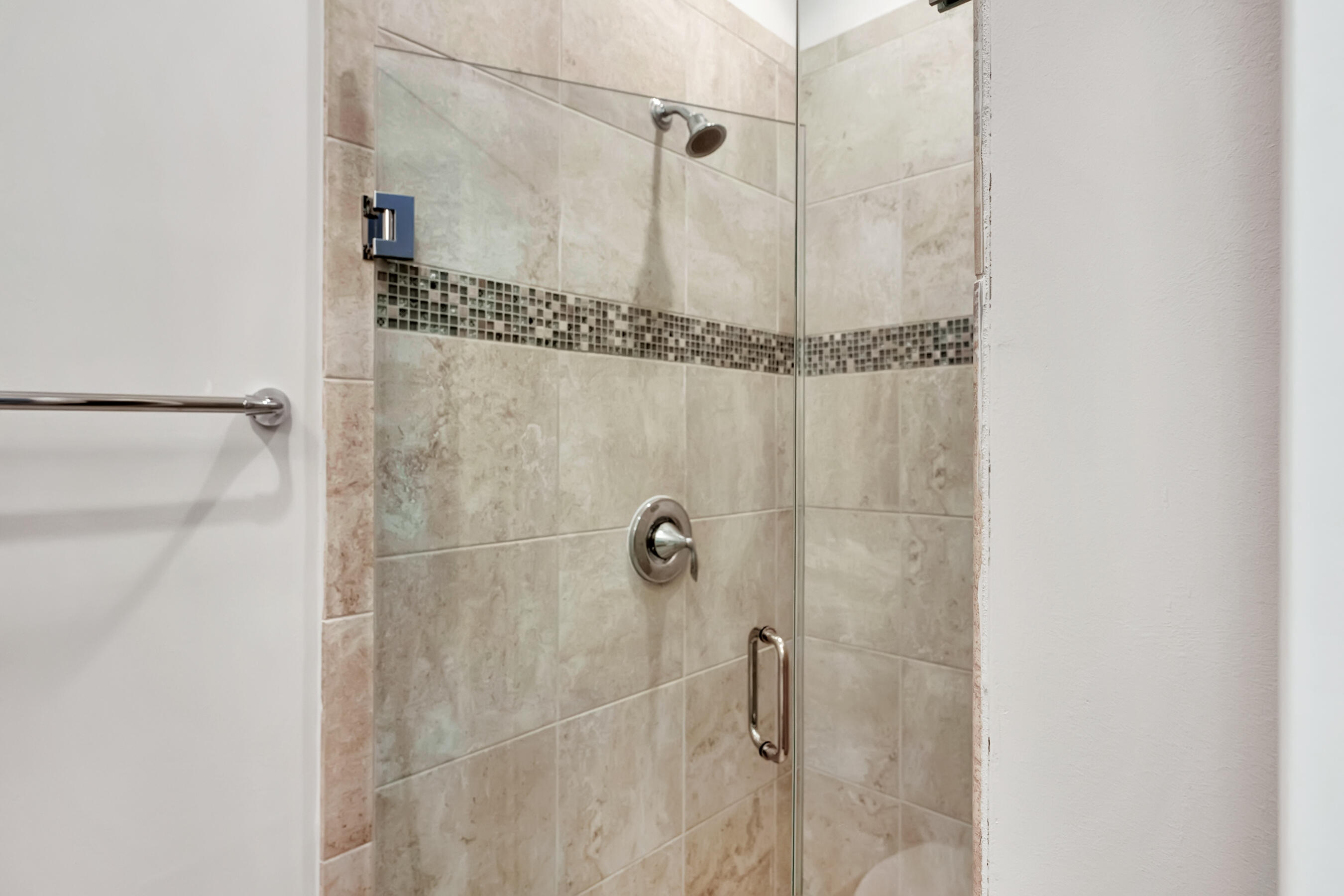 613 Windward Circle S