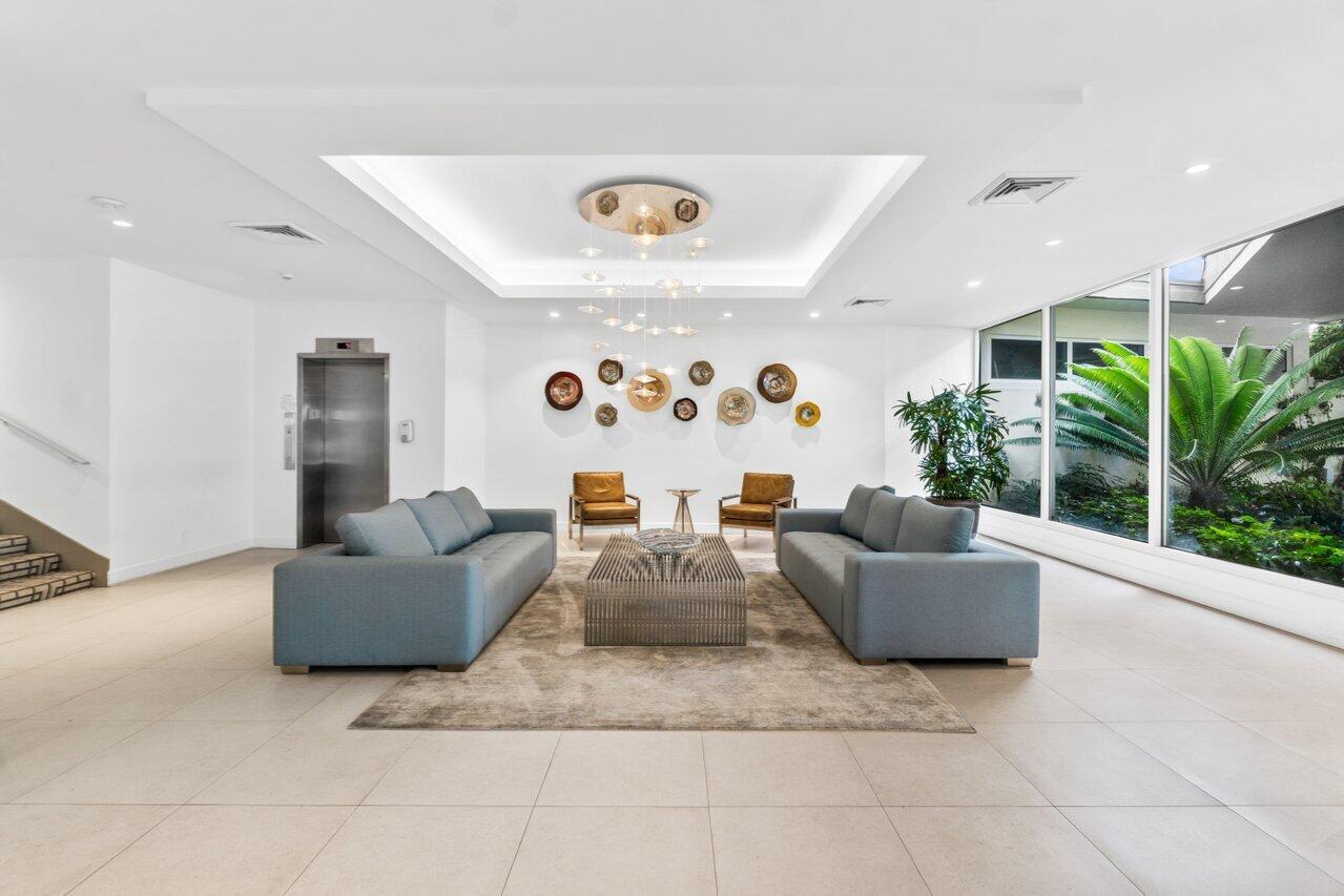 555 SE 6th Avenue 12 C