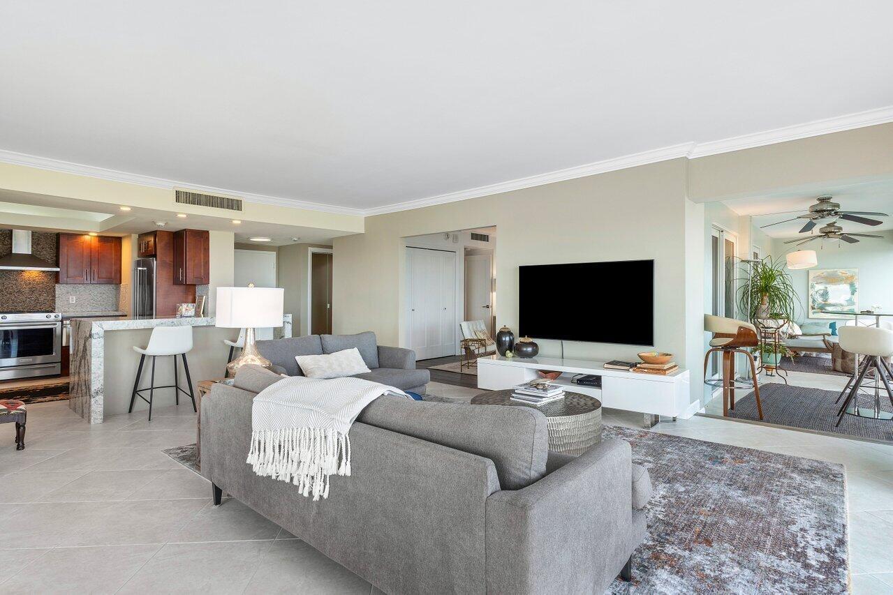 555 SE 6th Avenue 12 C