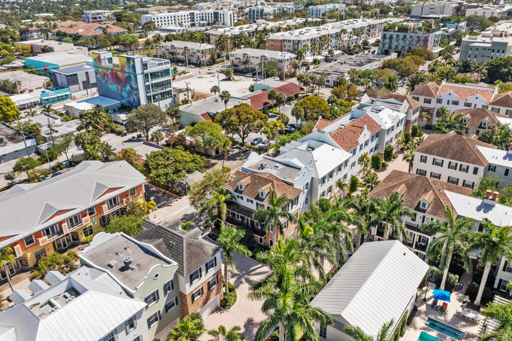 347 E Cannery Row Circle