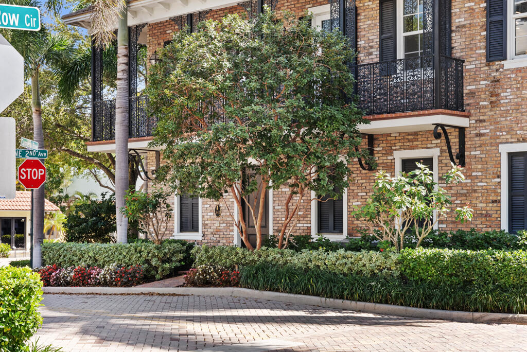 347 E Cannery Row Circle