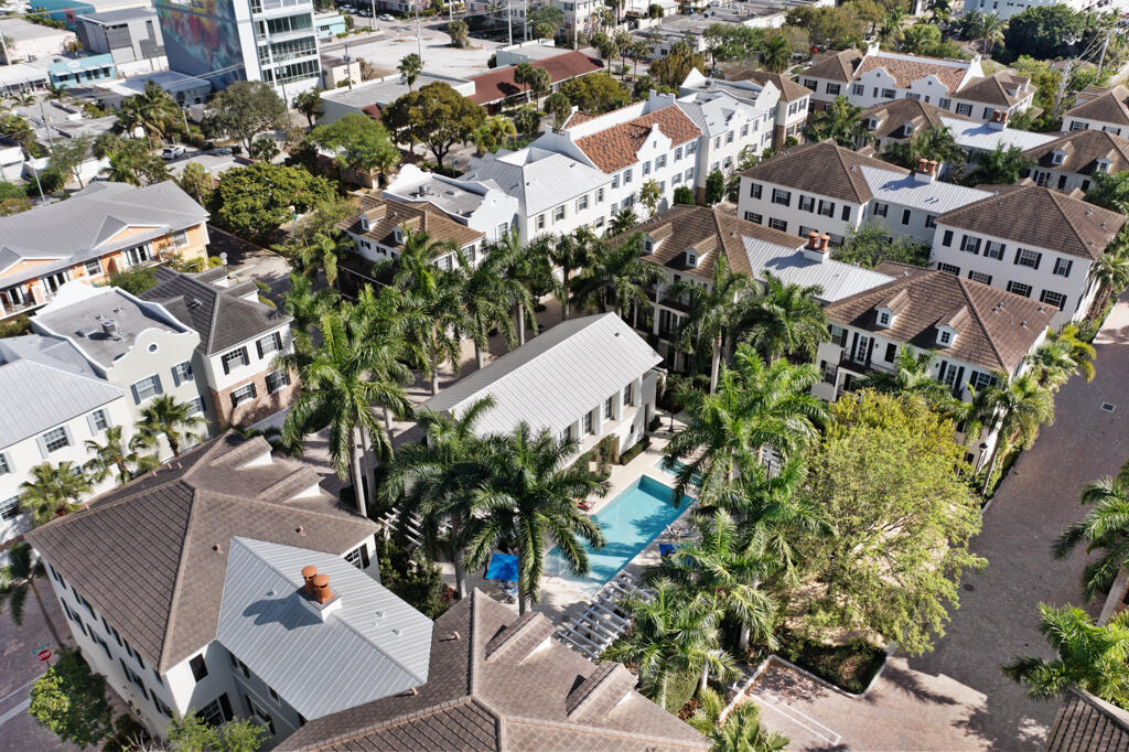 347 E Cannery Row Circle