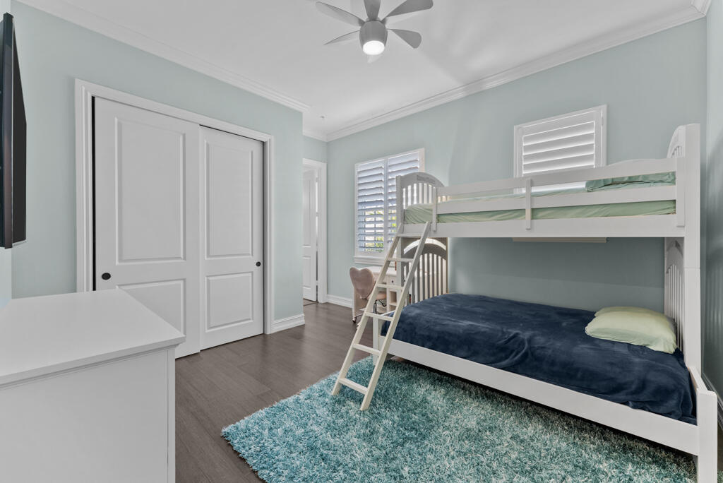 347 E Cannery Row Circle