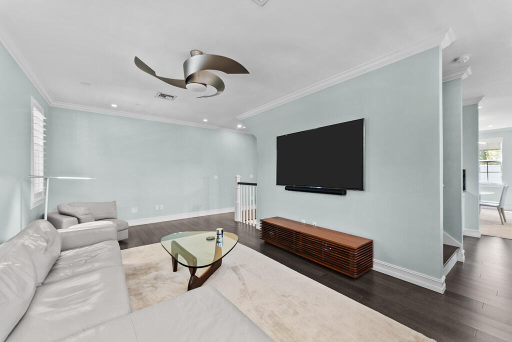 347 E Cannery Row Circle