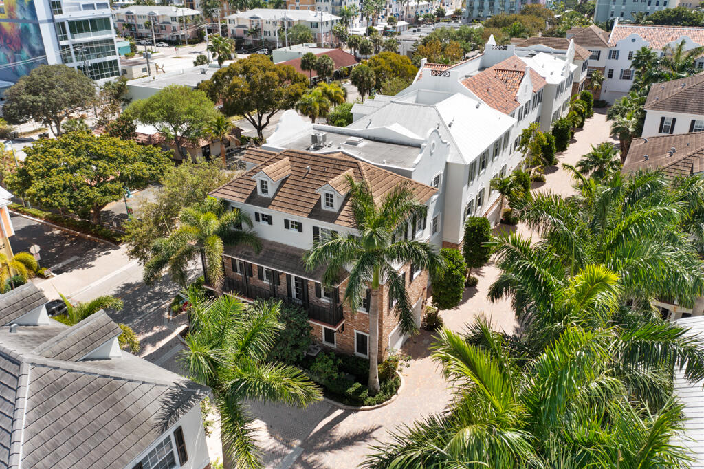 347 E Cannery Row Circle