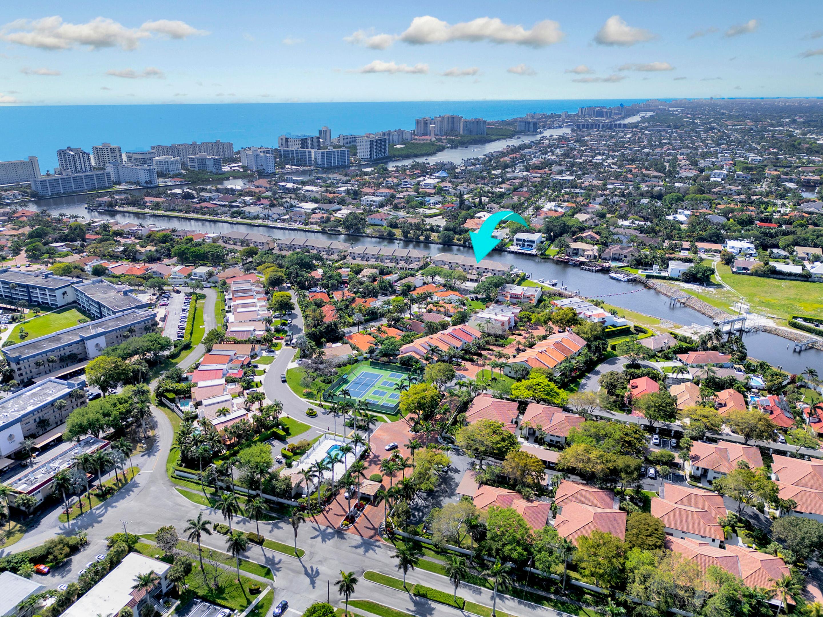 210 Captains Walk 716