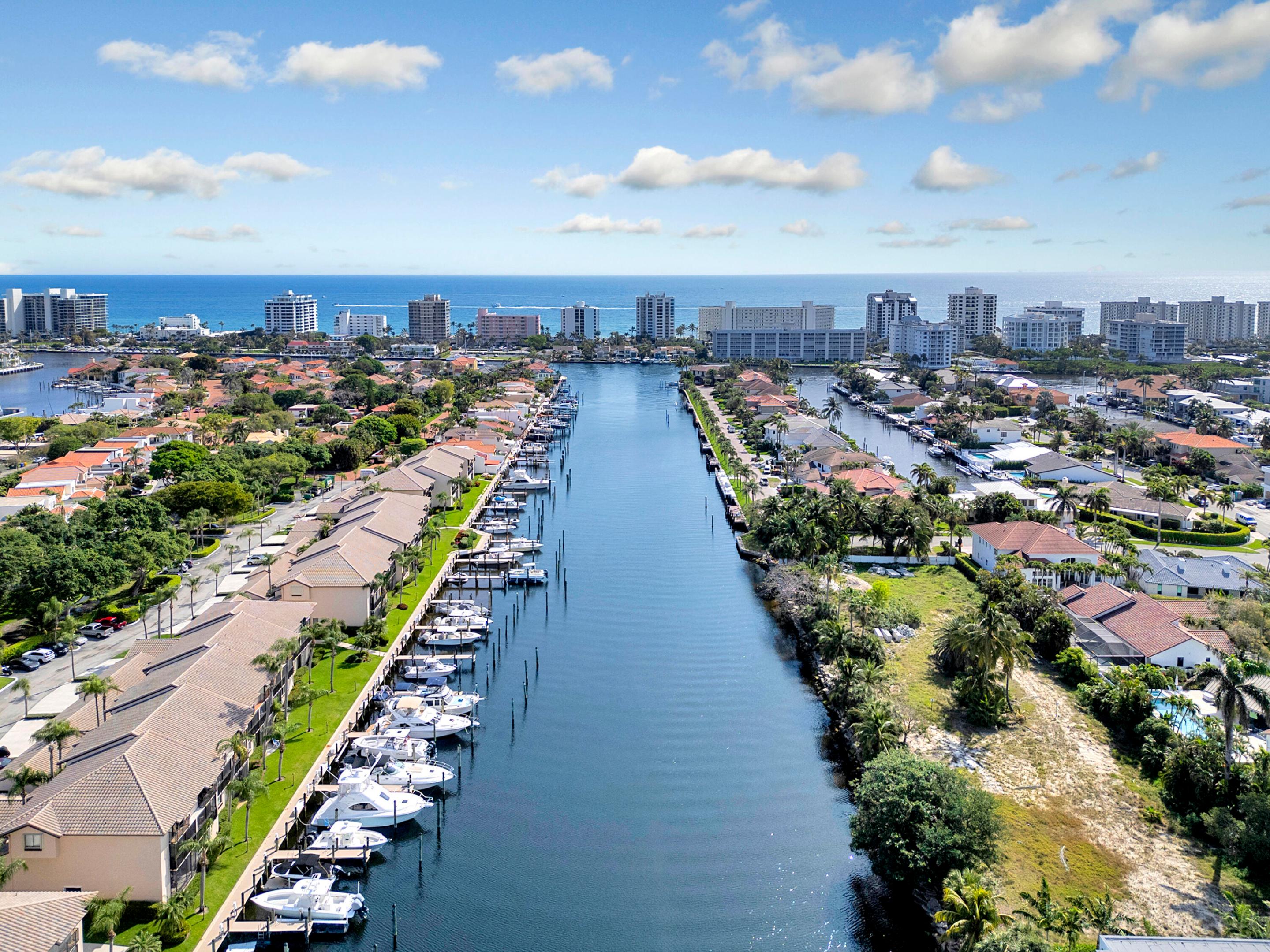 210 Captains Walk 716