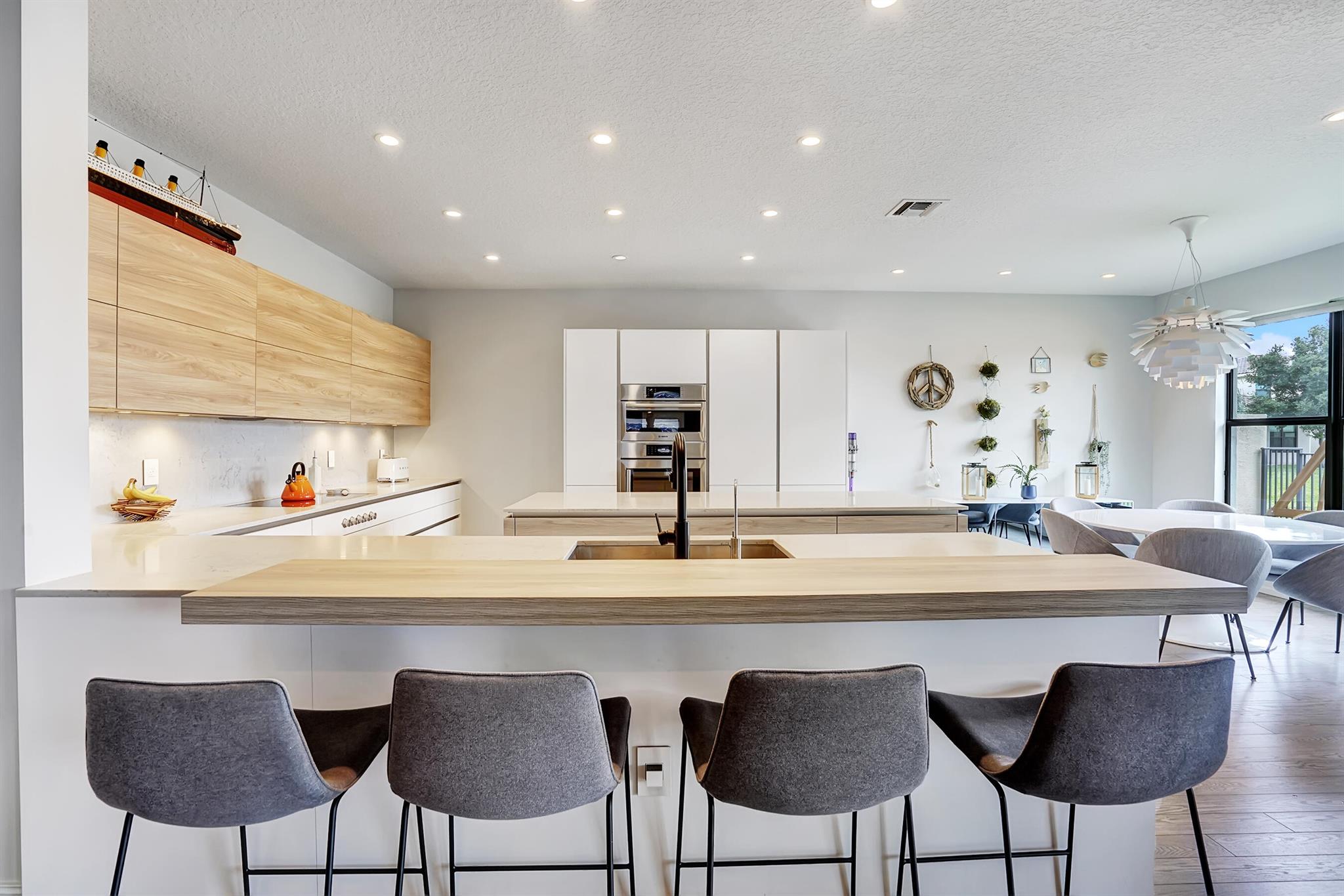 8070 Green Tourmaline Terrace