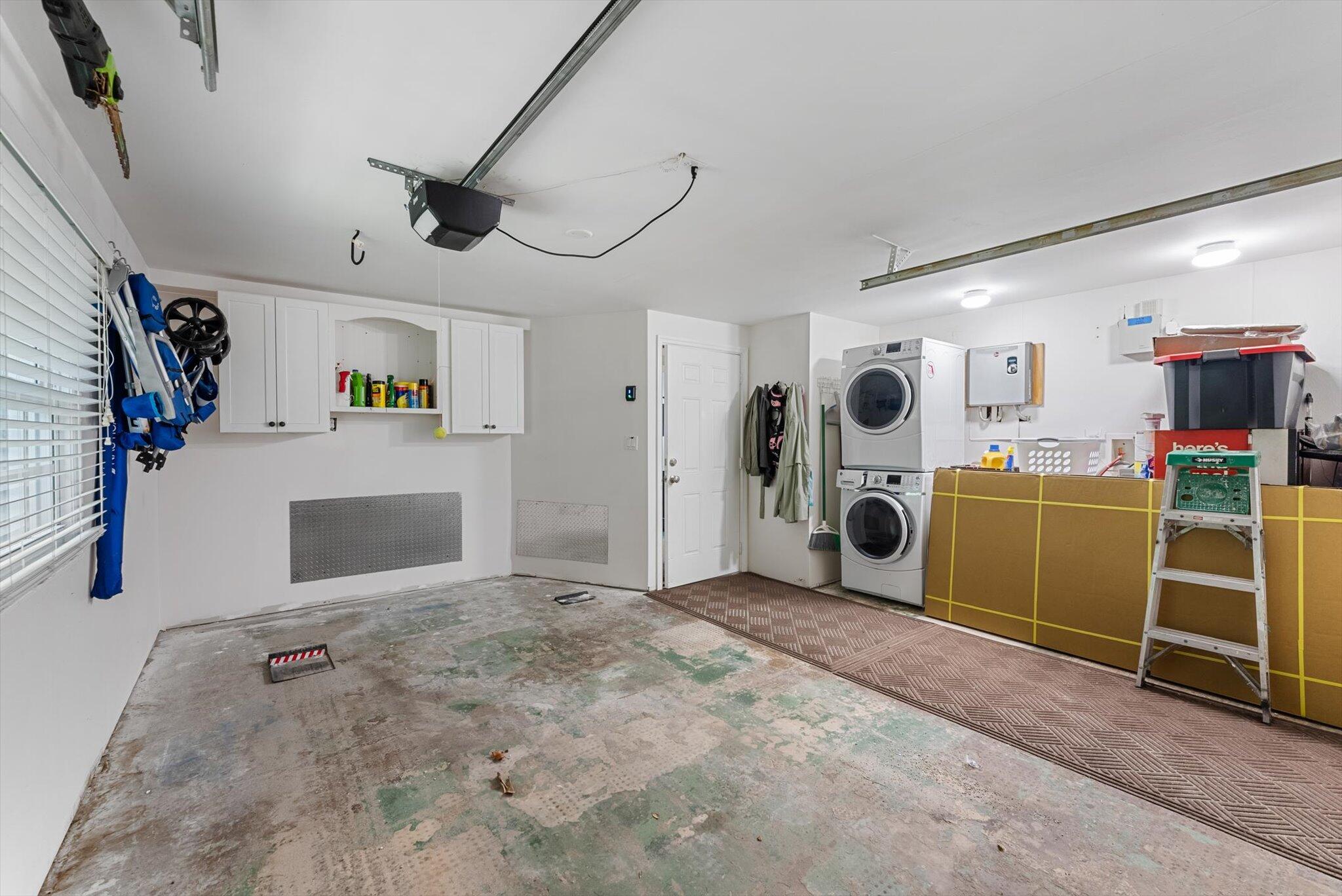 107 NW 4th Avenue