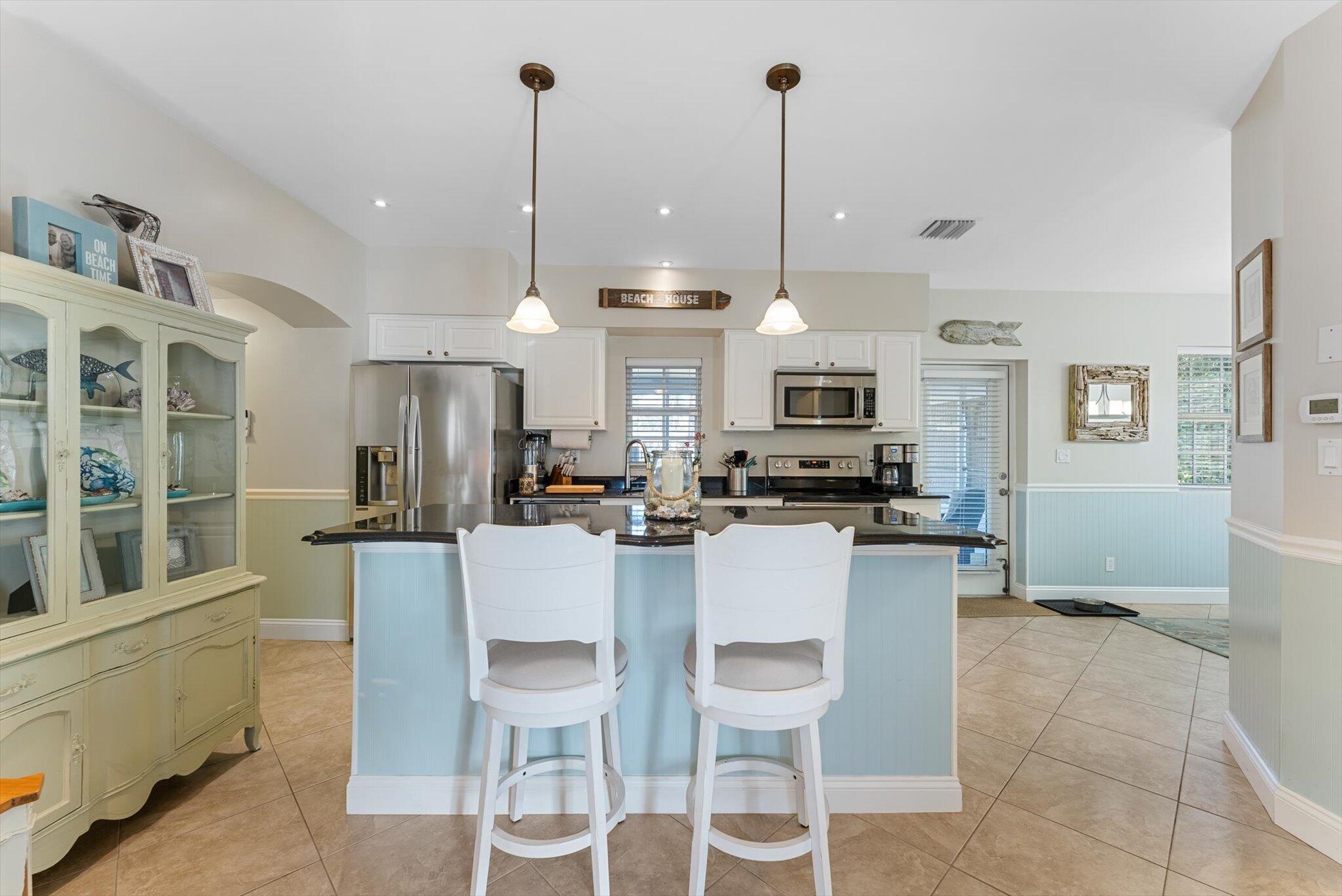 107 NW 4th Avenue