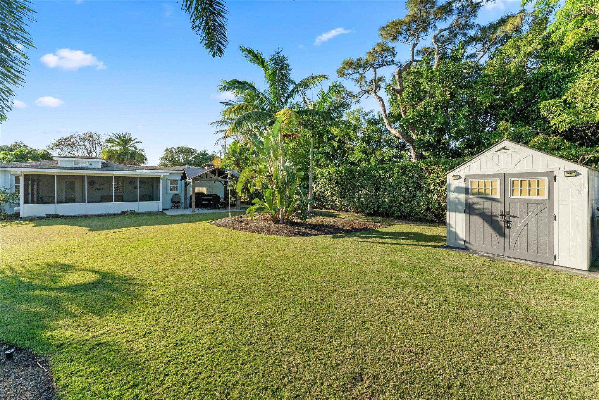 107 NW 4th Avenue