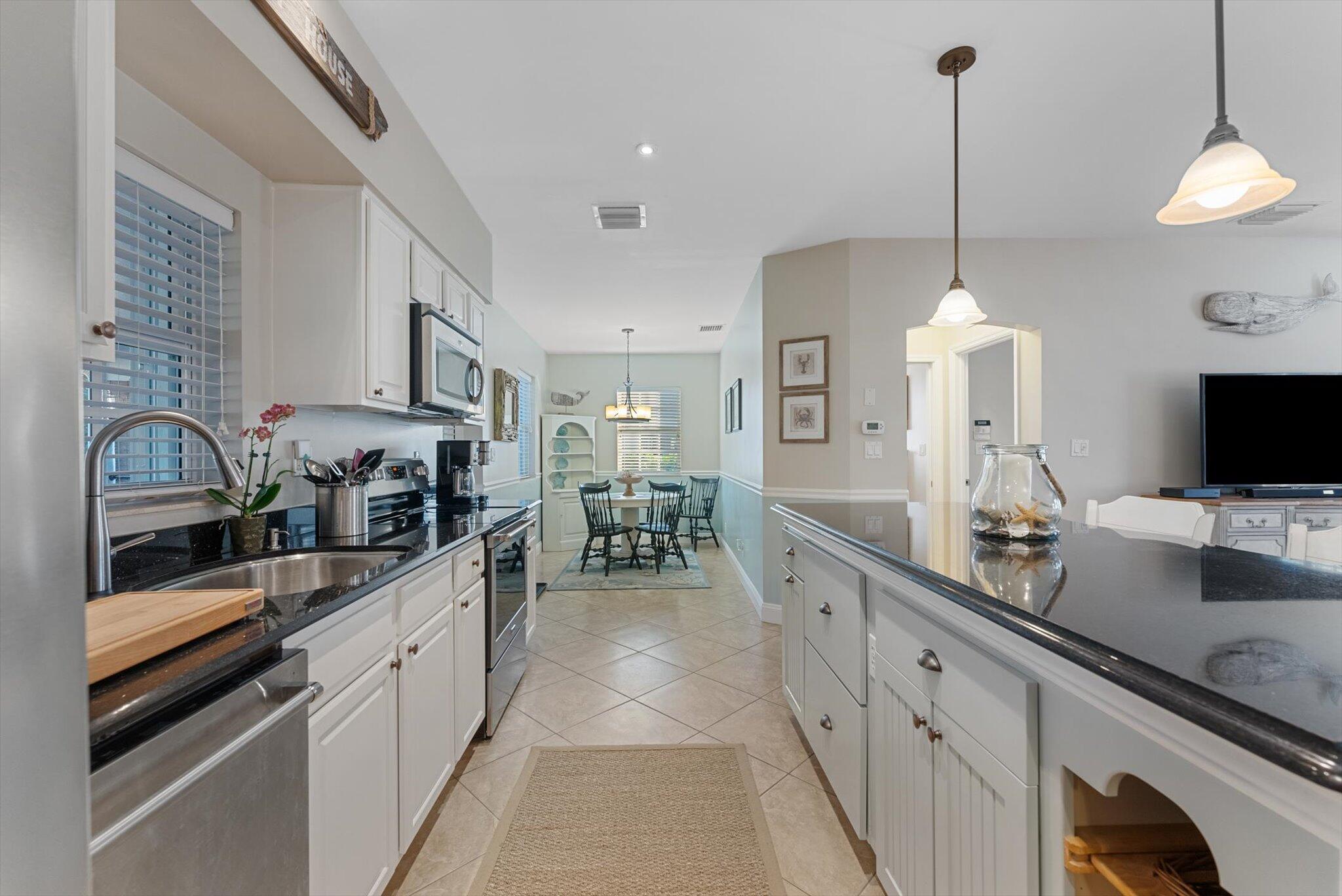 107 NW 4th Avenue