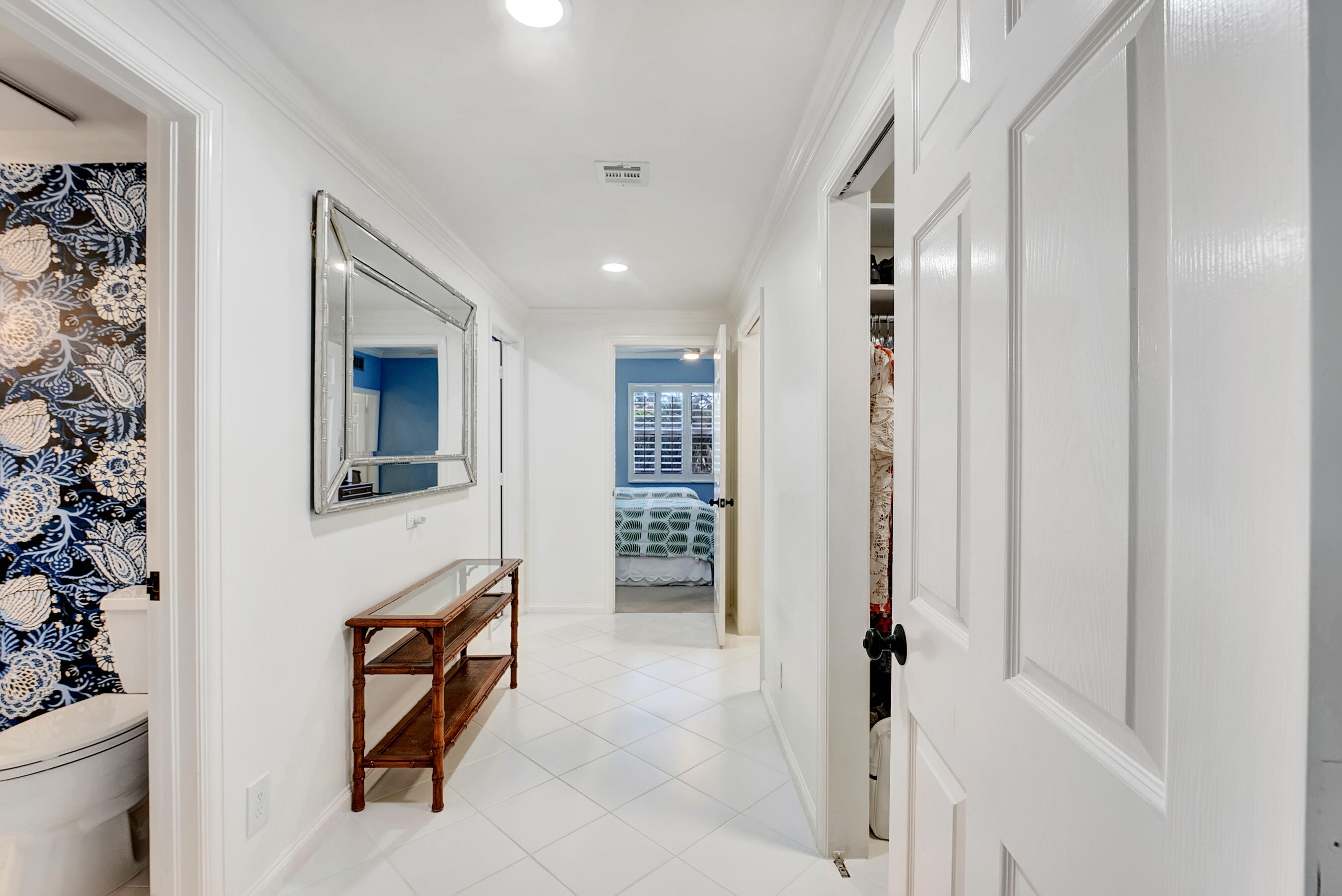 2150 S Ocean Boulevard 5a