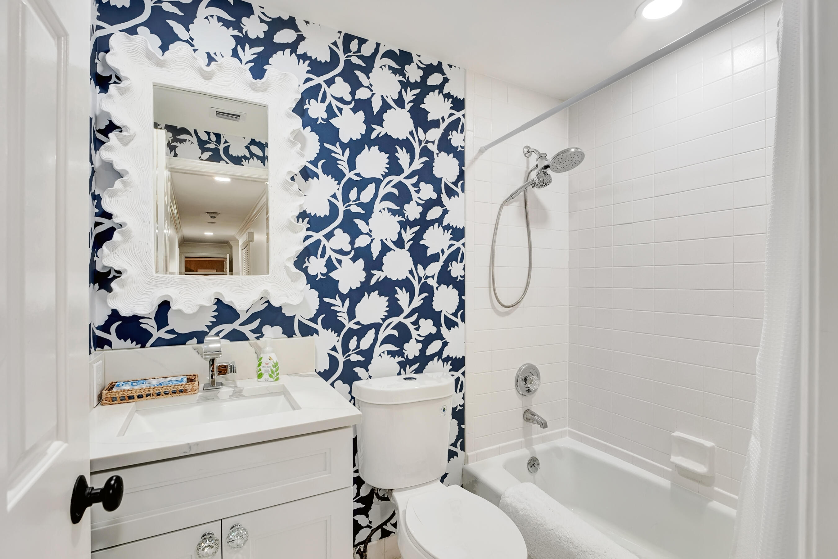 2150 S Ocean Boulevard 5a