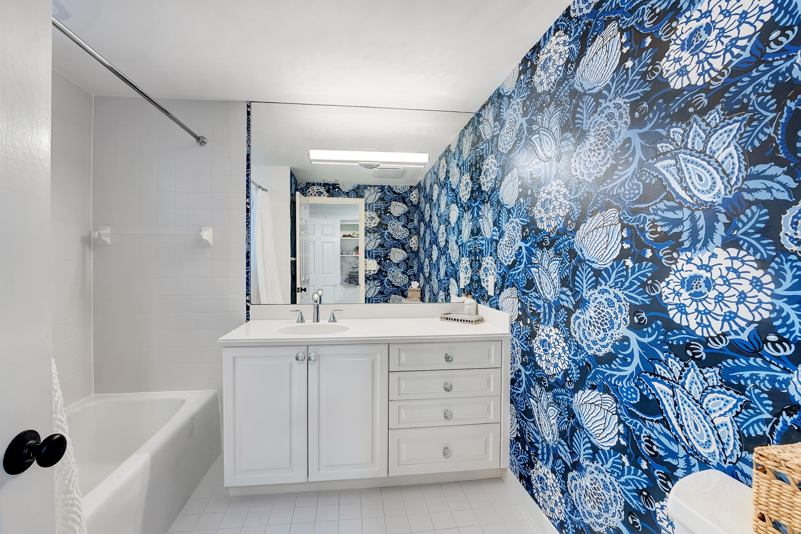 2150 S Ocean Boulevard 5a