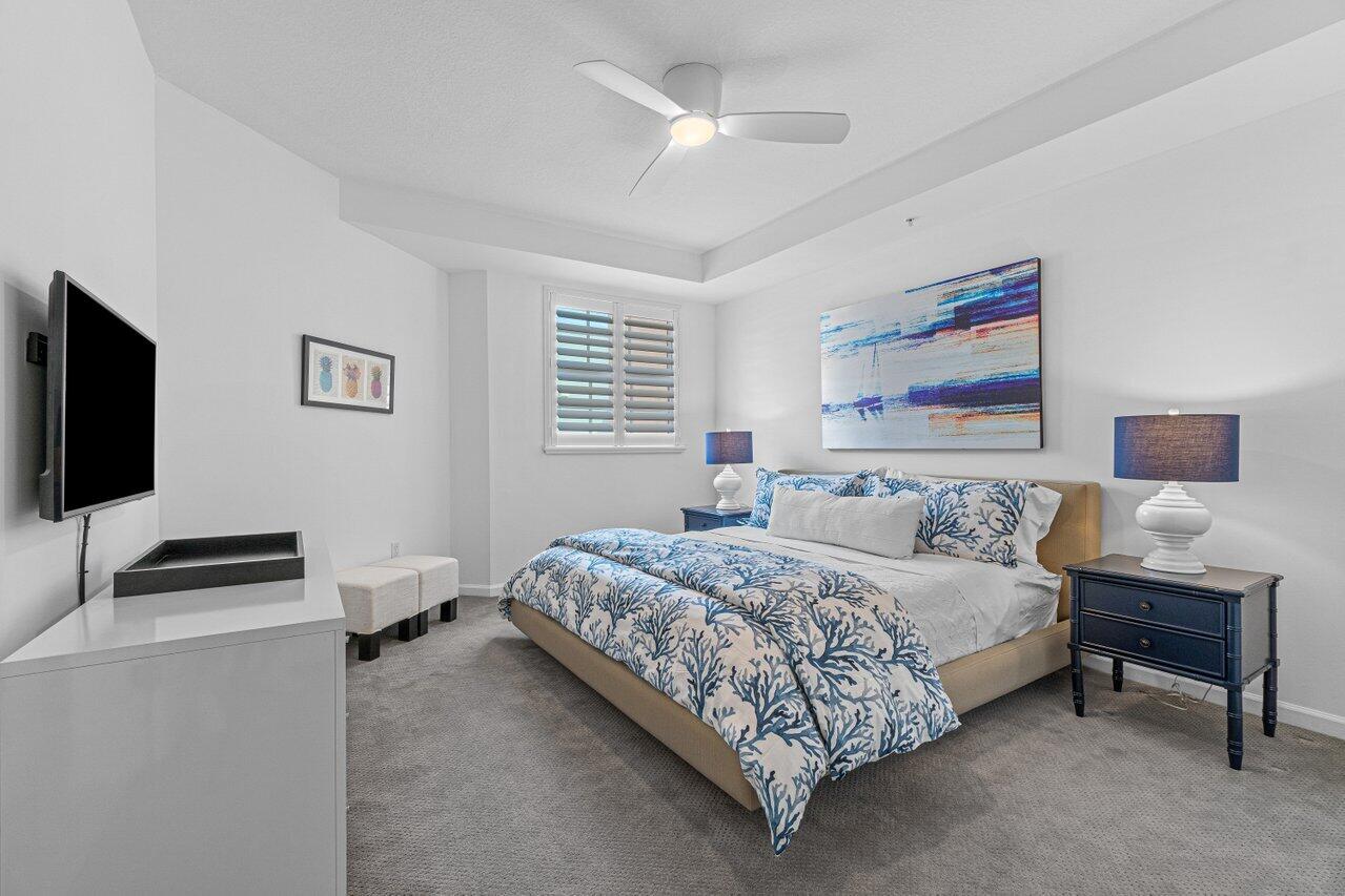 225 NE 1st Street 415