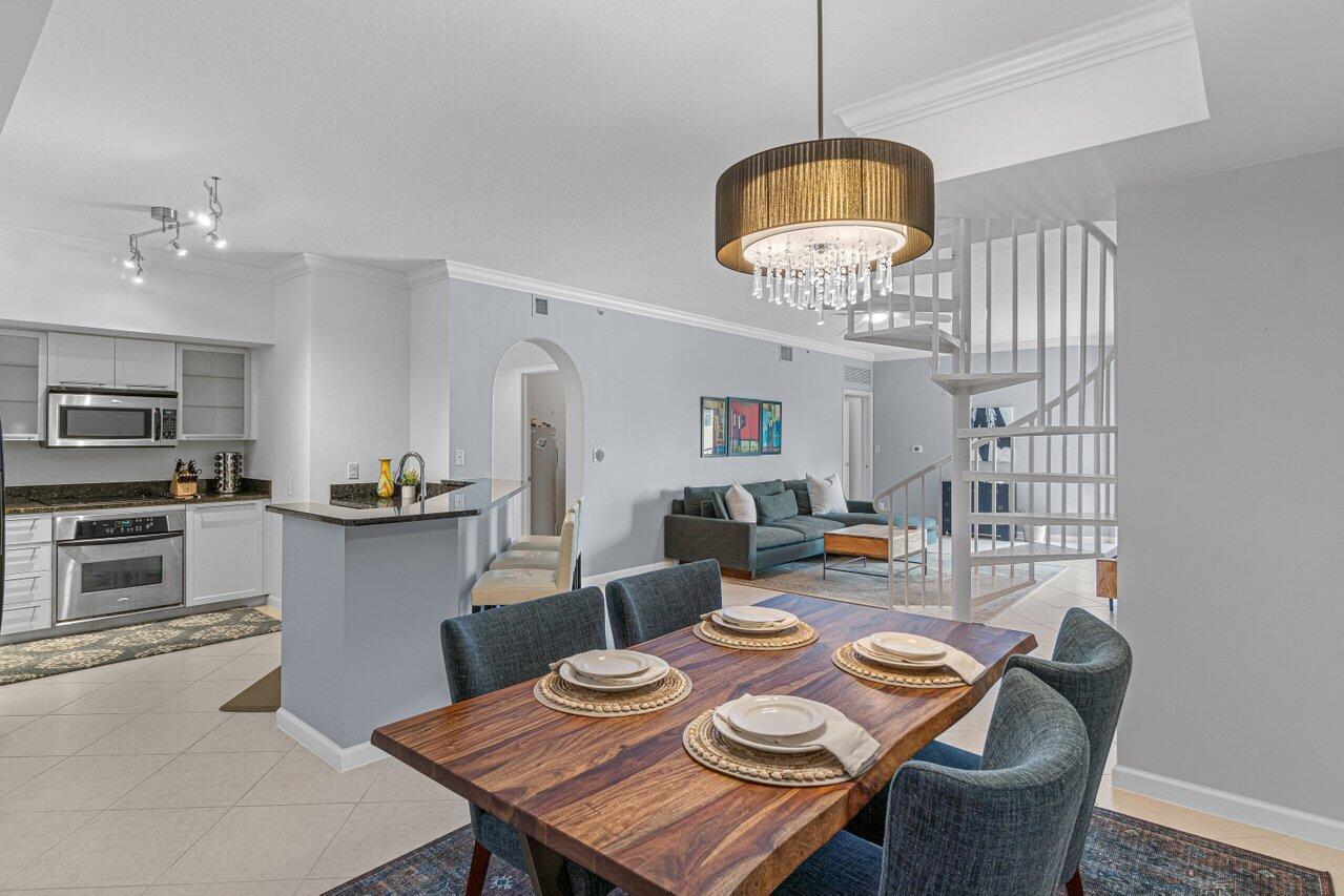 225 NE 1st Street 415