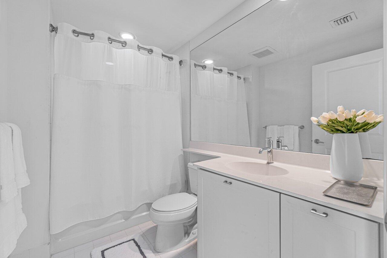 225 NE 1st Street 415