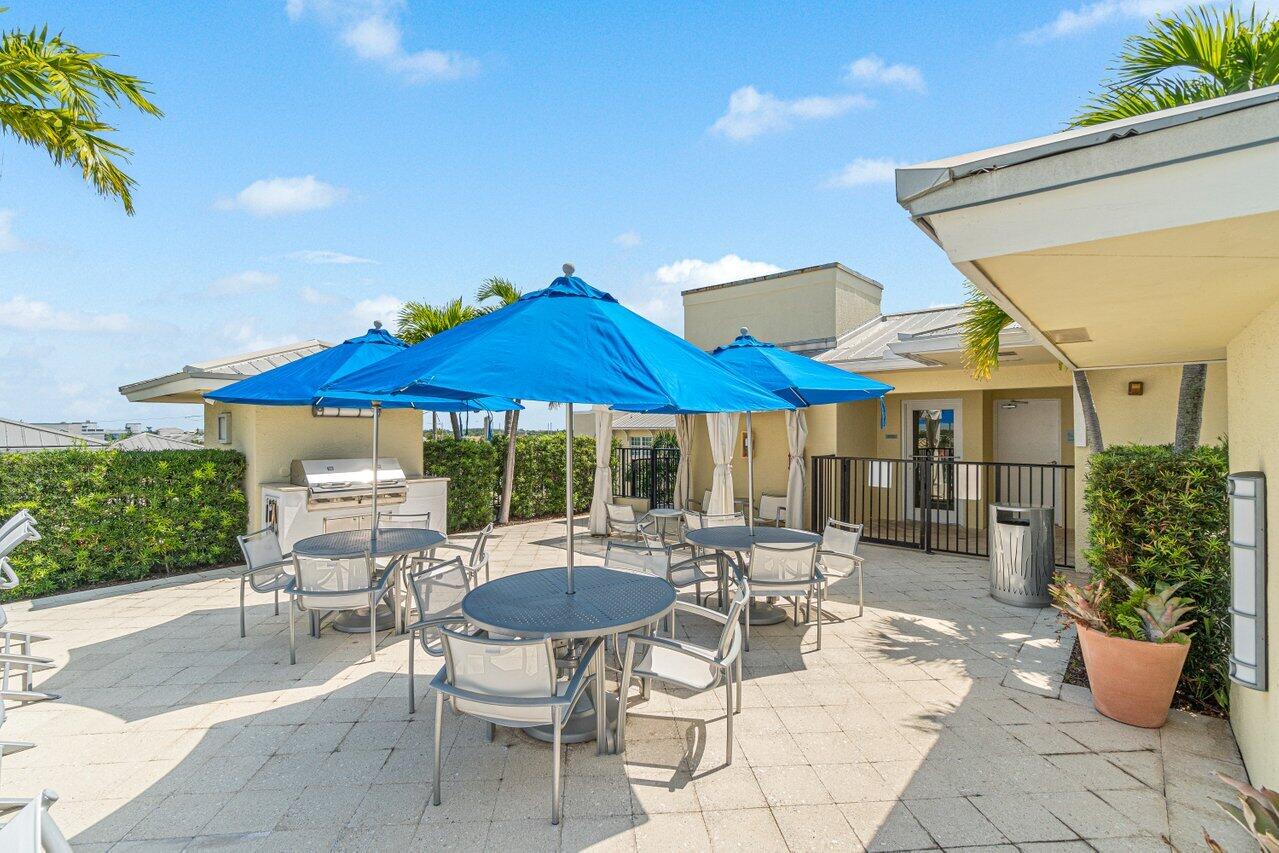 225 NE 1st Street 415