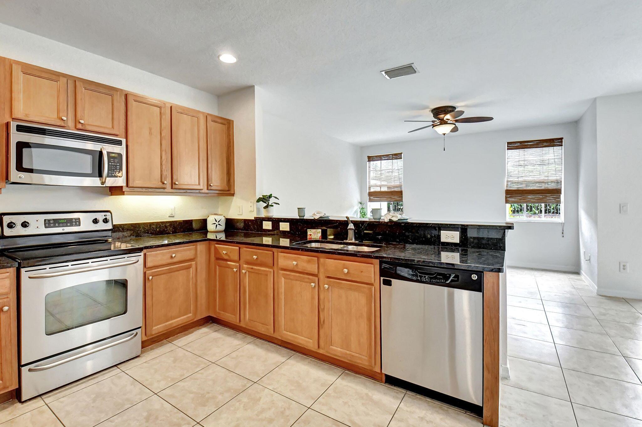 106 S Longport Circle H