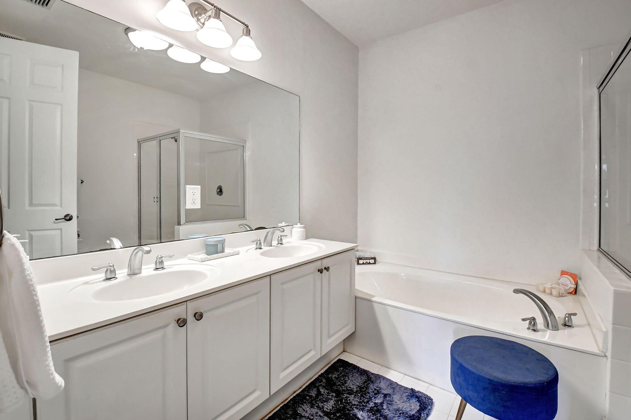 106 S Longport Circle H