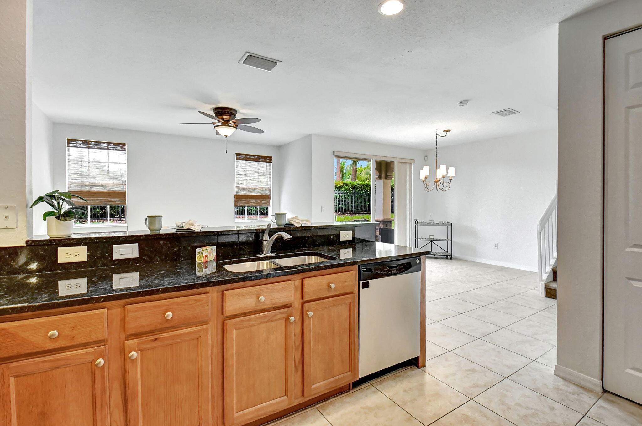 106 S Longport Circle H