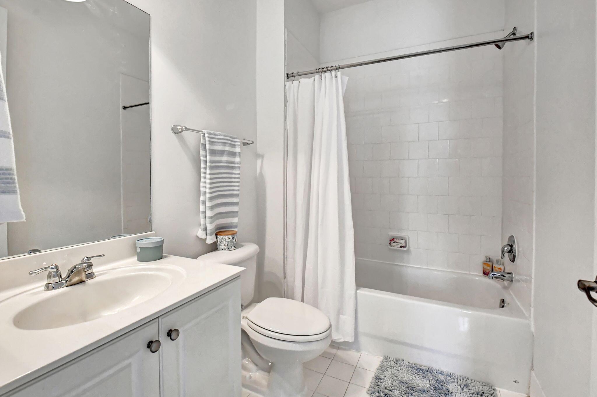 106 S Longport Circle H