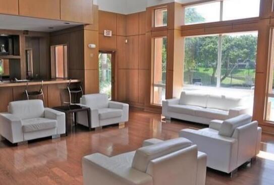 1740 Palm Cove Boulevard 4-303