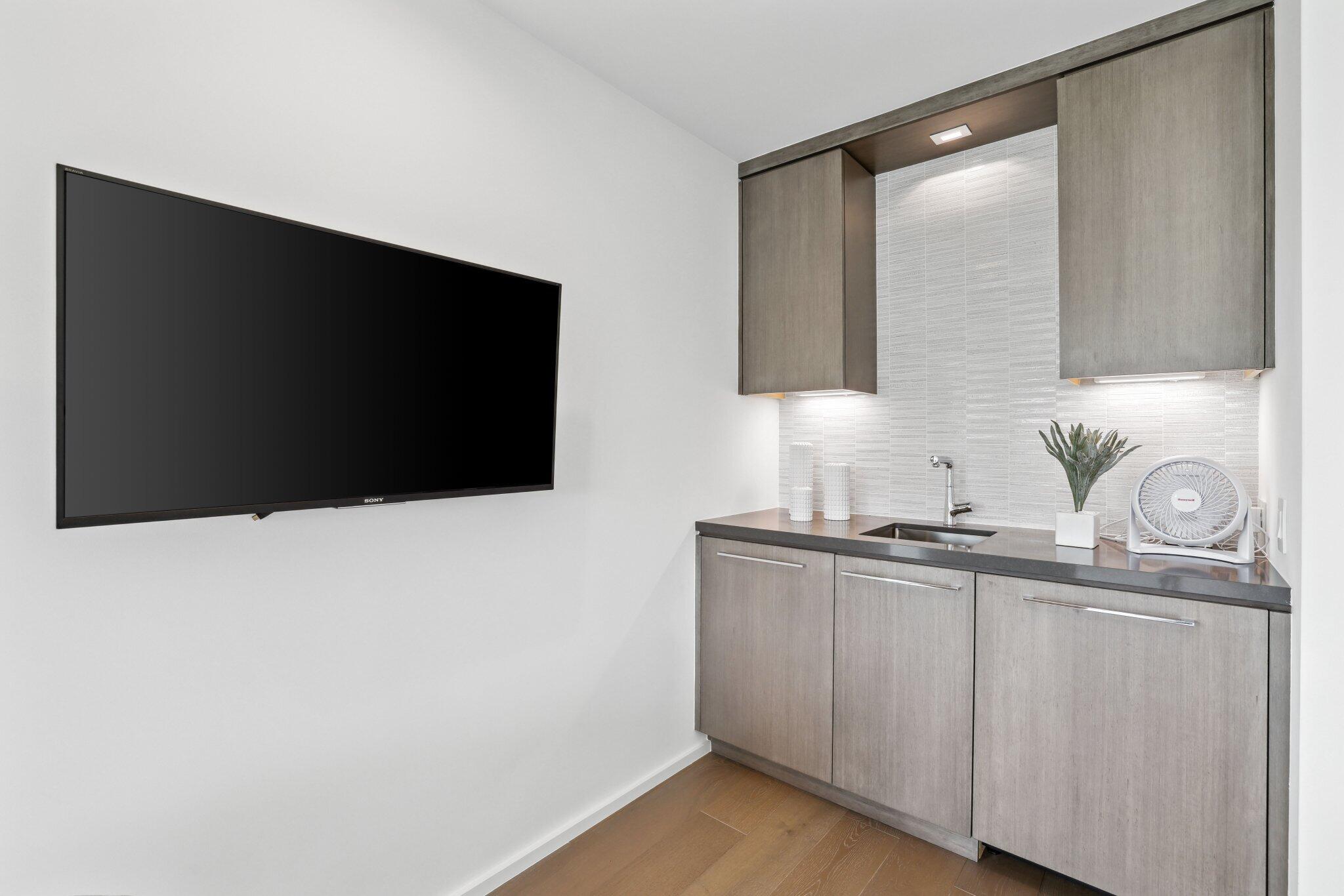 211 Macfarlane Drive