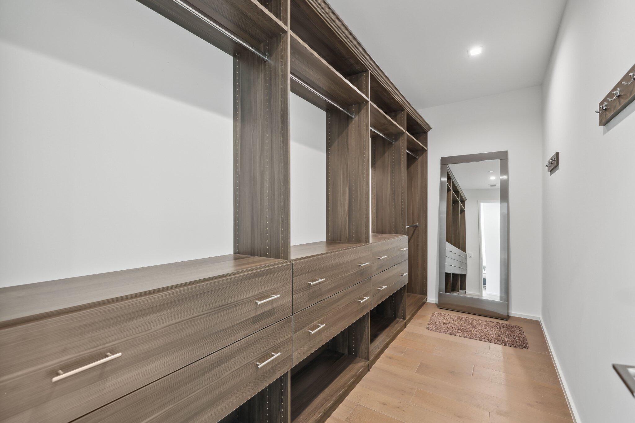 211 Macfarlane Drive