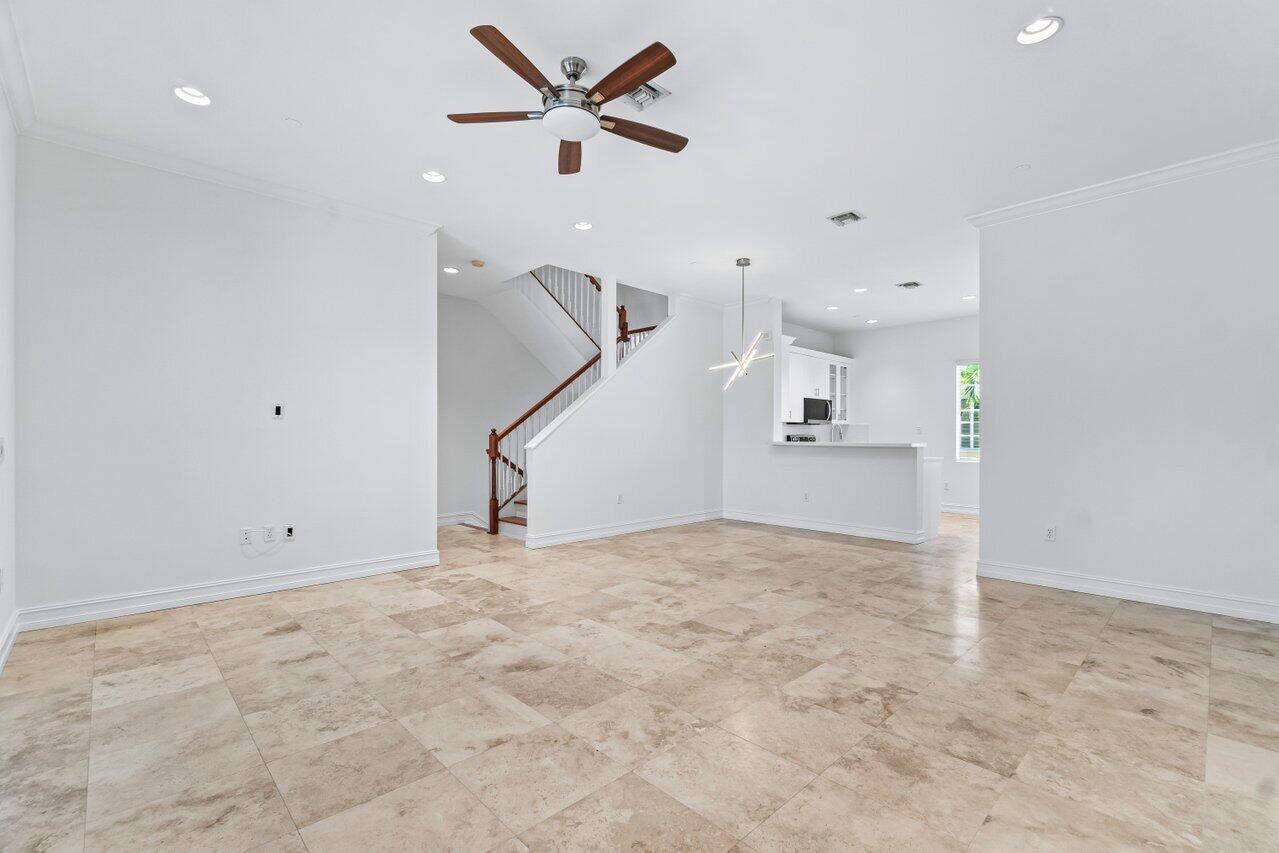 605 Renaissance Way