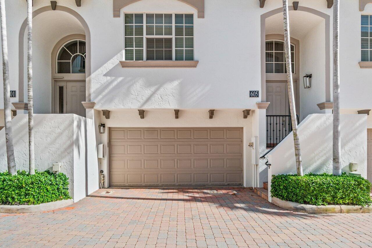605 Renaissance Way