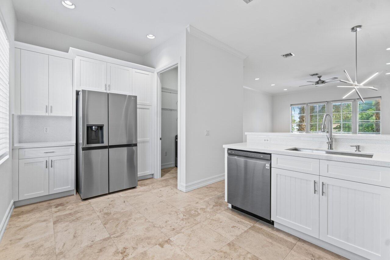 605 Renaissance Way