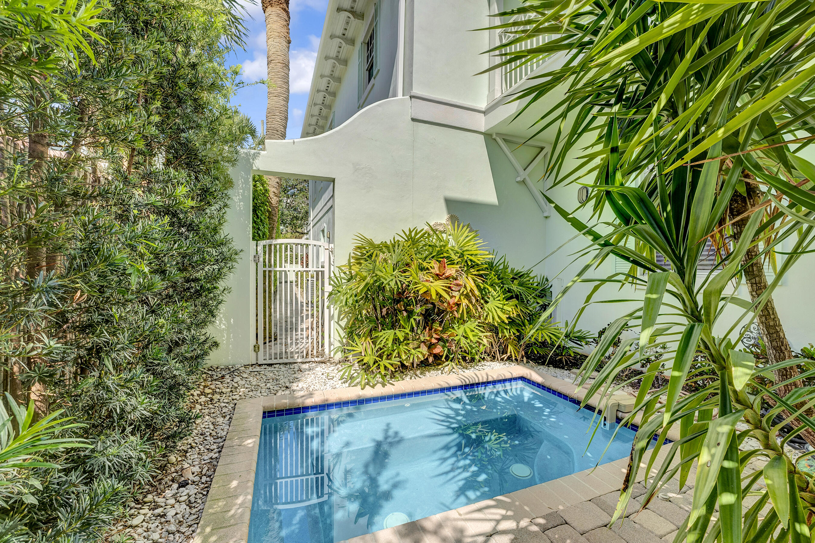 142 Marine Way B
