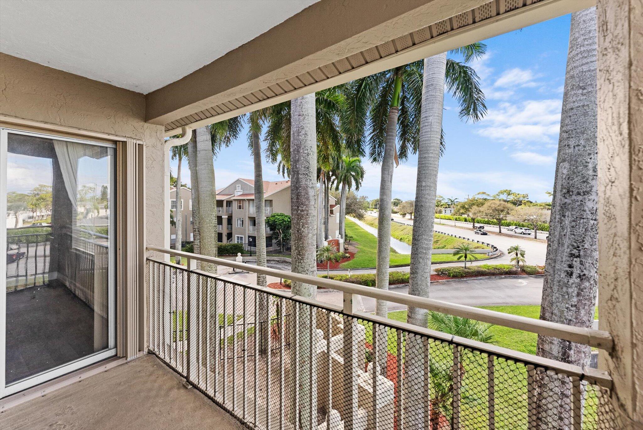 1705 Palm Cove Boulevard 1-307