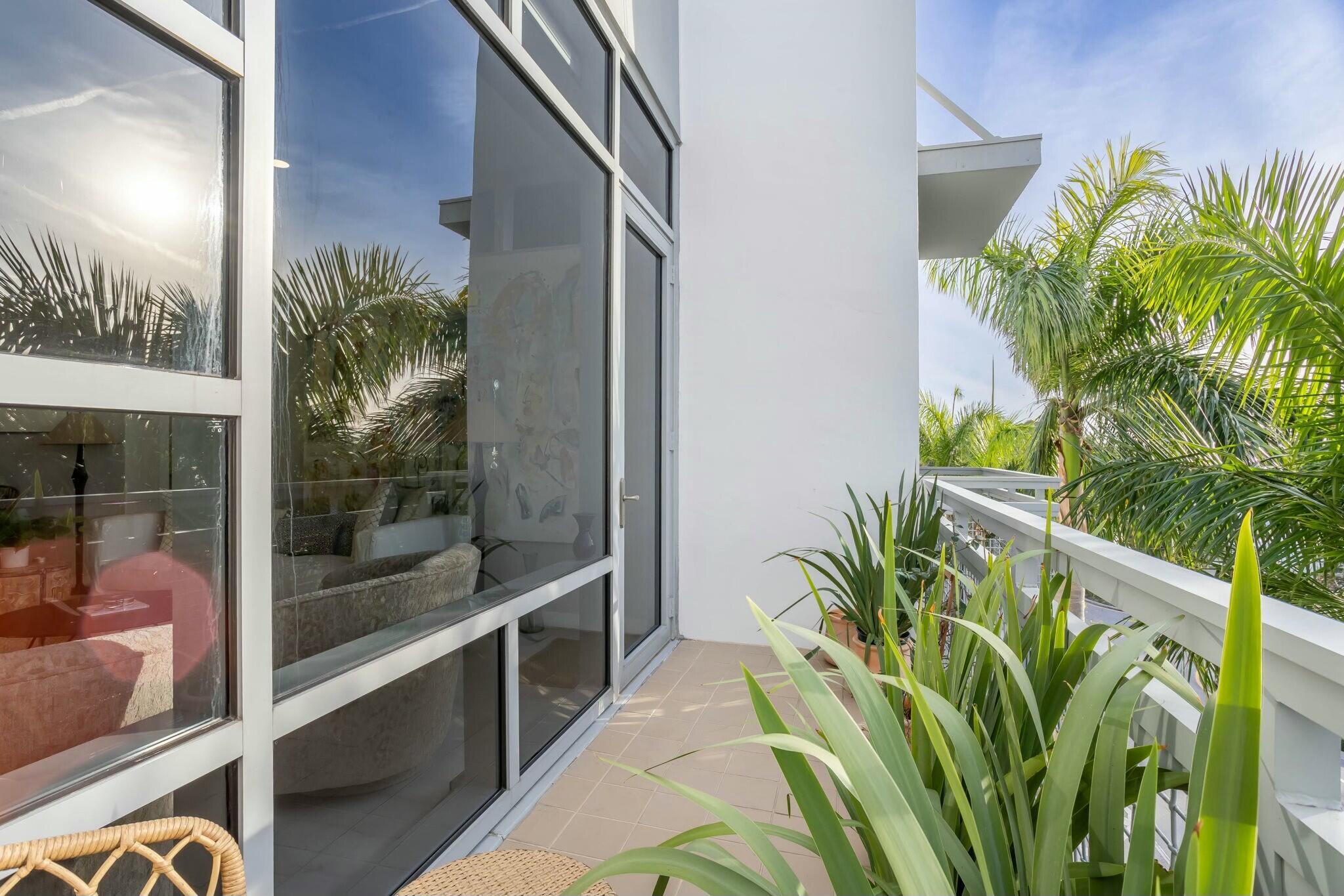 365 SE 6th Avenue 406