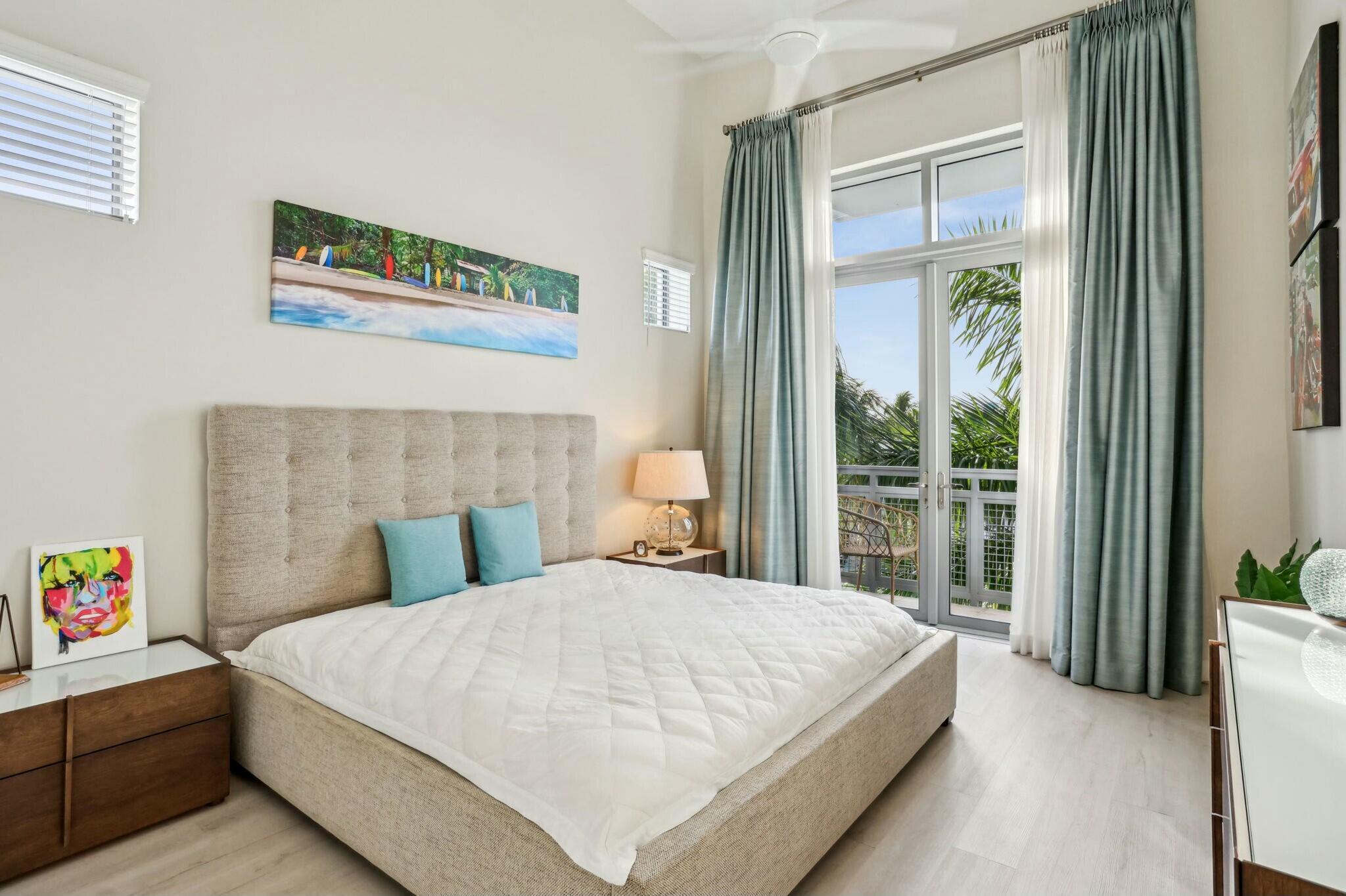 365 SE 6th Avenue 406