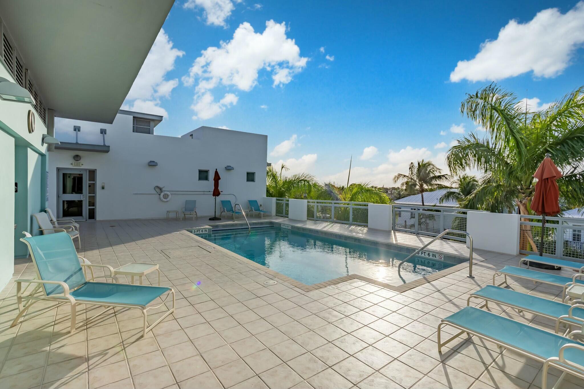 365 SE 6th Avenue 406