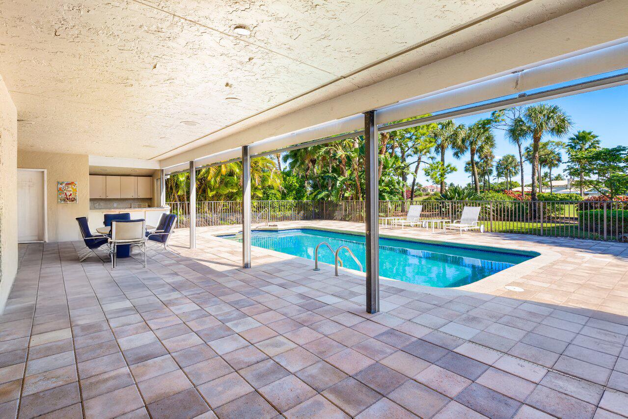 4770 Tree Fern Drive