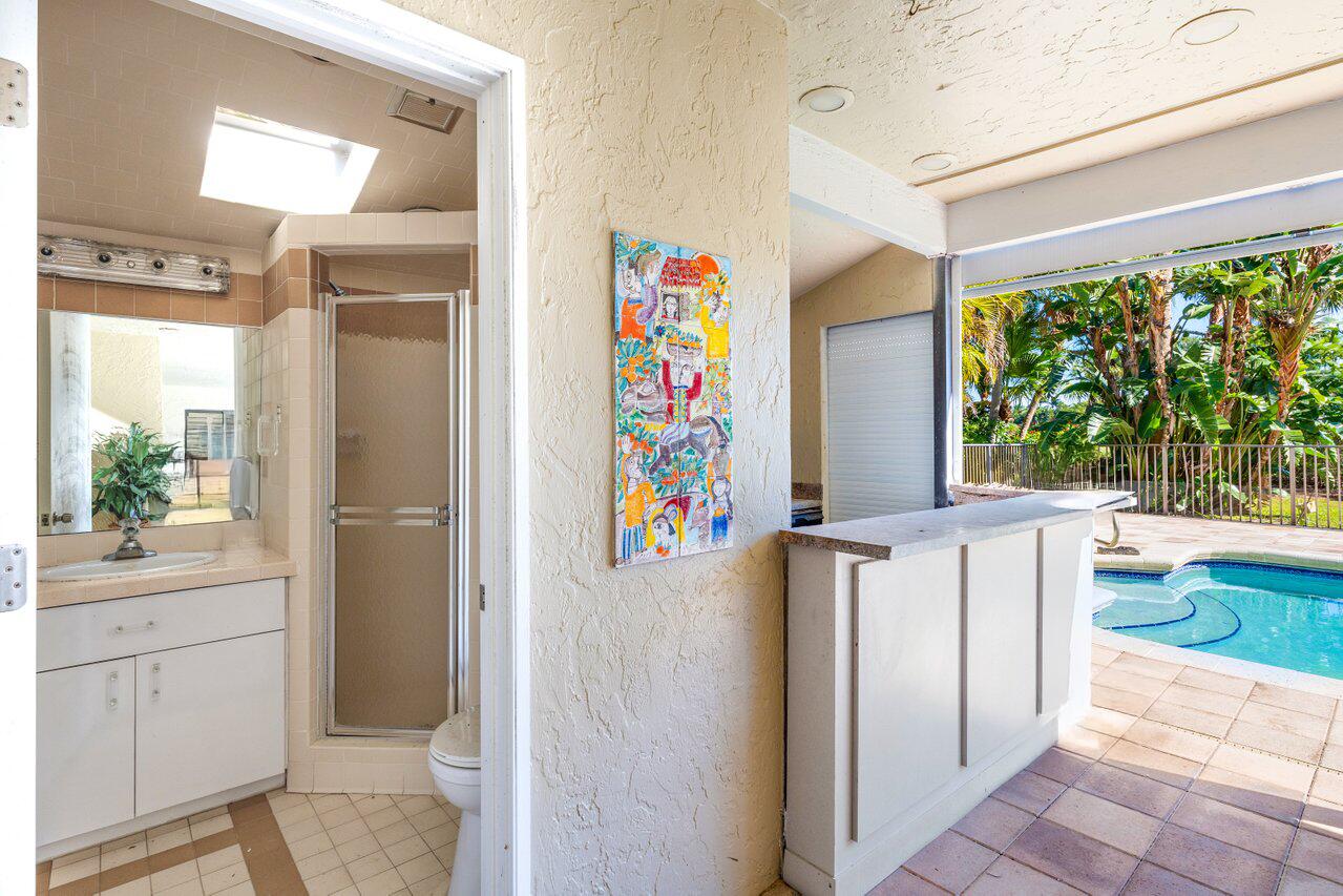 4770 Tree Fern Drive