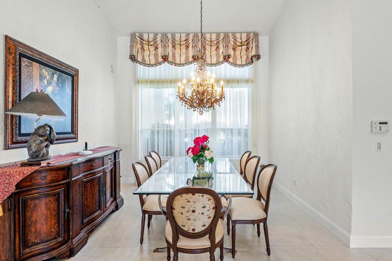 4770 Tree Fern Drive