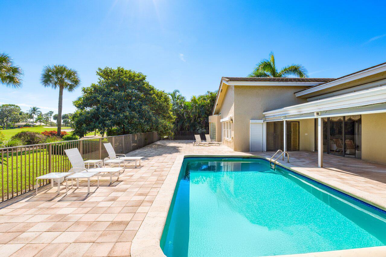 4770 Tree Fern Drive