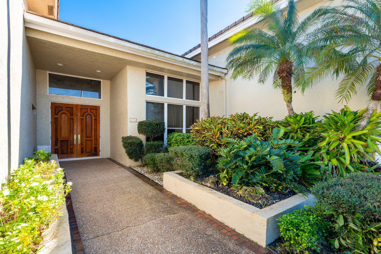 4770 Tree Fern Drive