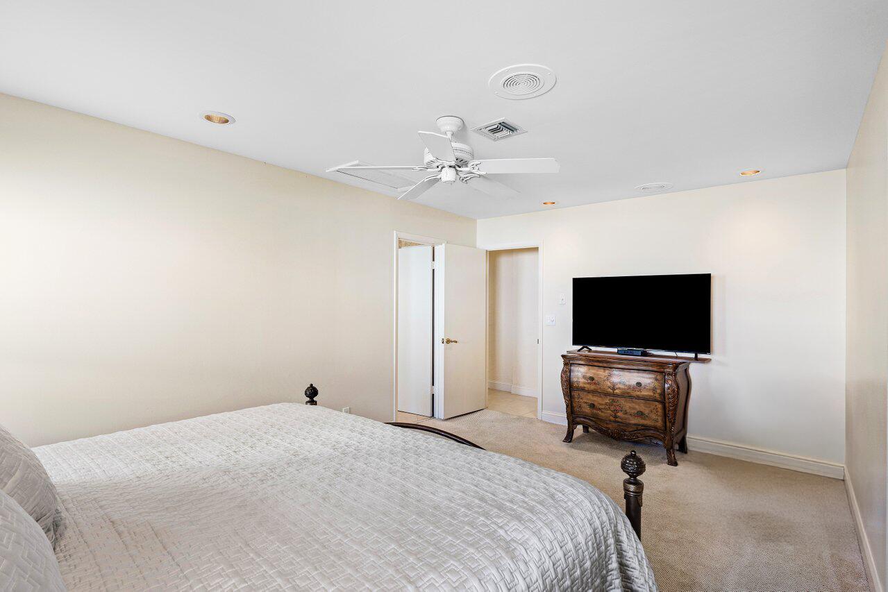 4770 Tree Fern Drive