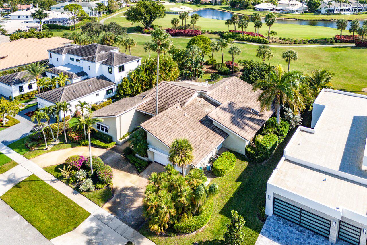 4770 Tree Fern Drive