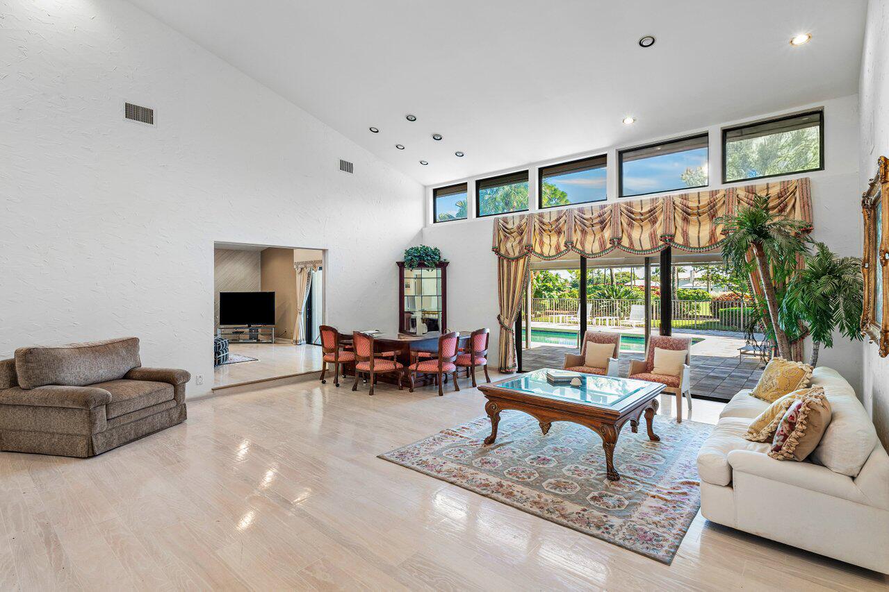 4770 Tree Fern Drive