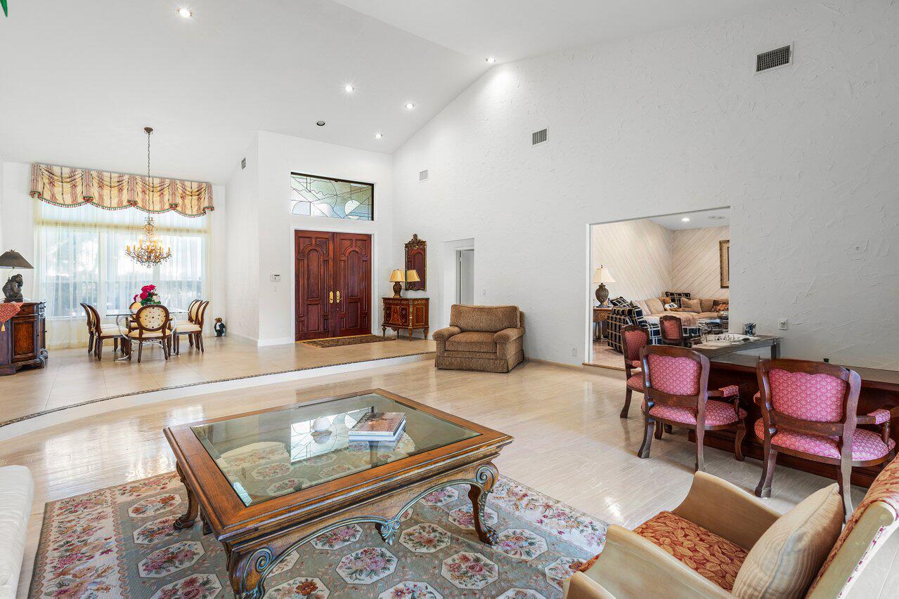 4770 Tree Fern Drive