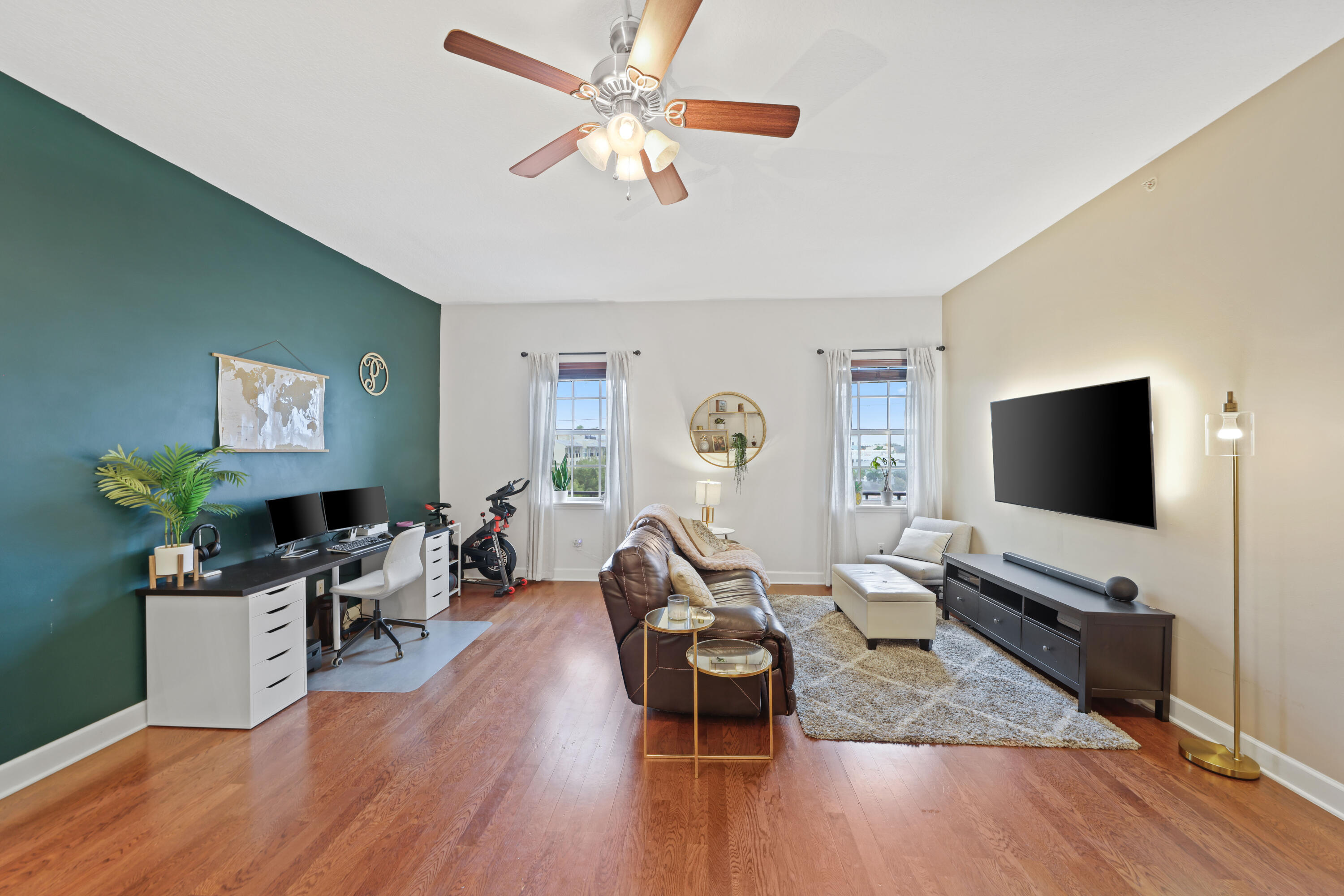 200 NE 2nd Avenue 403